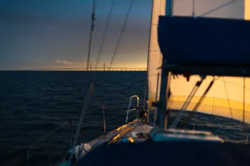 050653